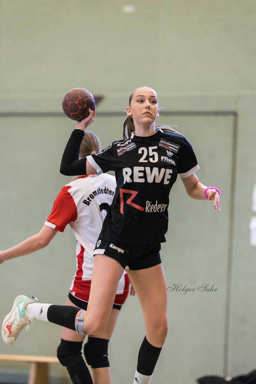 Bild 187 - wBJ SV Henstedt Ulzburg - Bramstedter TS : Ergebnis: 27:15